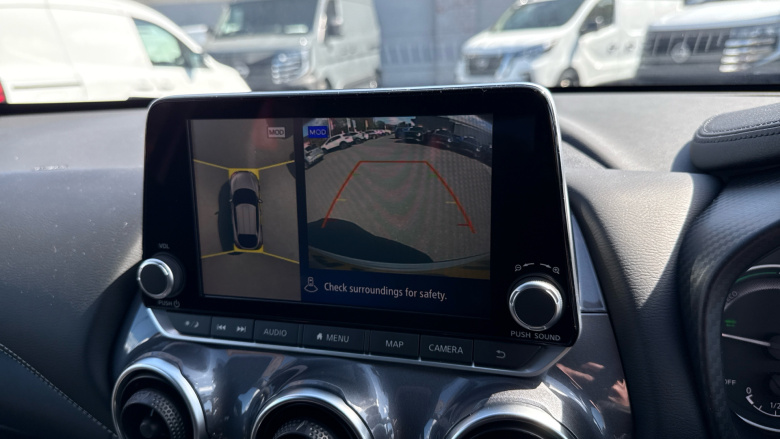 Nissan Juke 1.6 Hybrid Tekna 5dr Auto Hybrid Hatchback